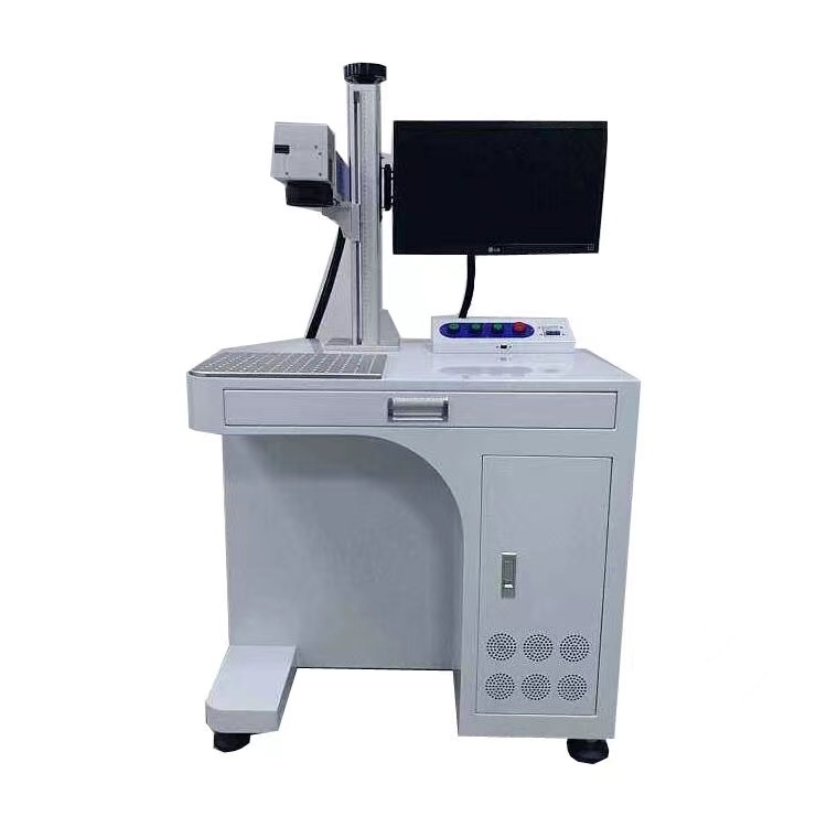 Na kaj je treba biti pozoren med delovanjem stroja za lasersko označevanje?